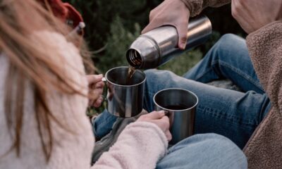 are travel mugs with manganese on them safe